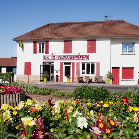 Отель Logis Le Saint Cyr Montmelard Экстерьер фото